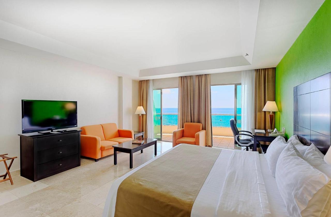 Holiday Inn Campeche By Ihg Exteriör bild