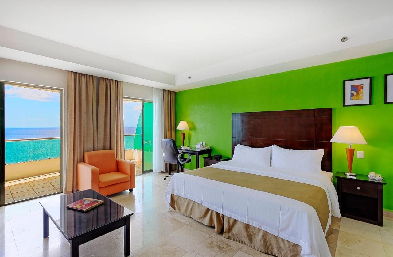 Holiday Inn Campeche By Ihg Exteriör bild